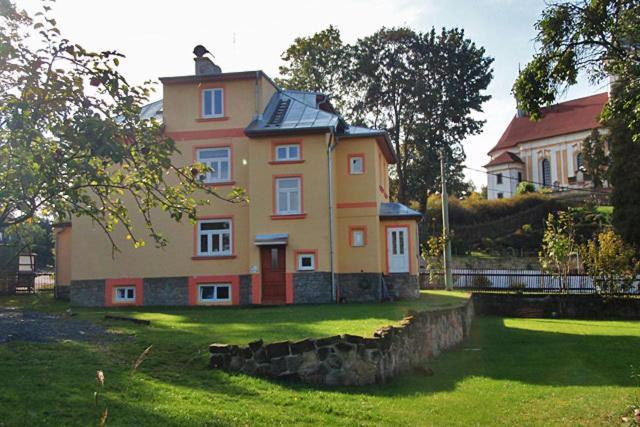 Stara Mlekarna Hotel Kytlice Екстериор снимка